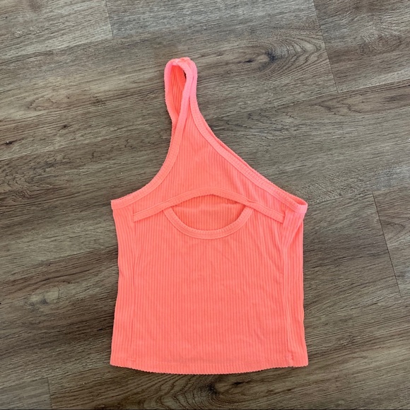 NWOT LF Stores One Shoulder Cut Out Crop Top - Picture 3 of 5